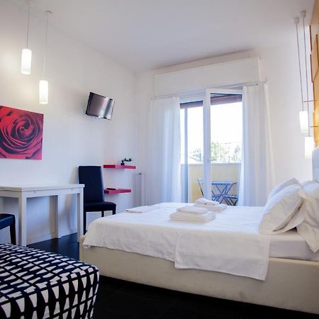 Cristoforo Porta Ticinese Aparthotel 4Pax Wifi มิลาน ภายนอก รูปภาพ