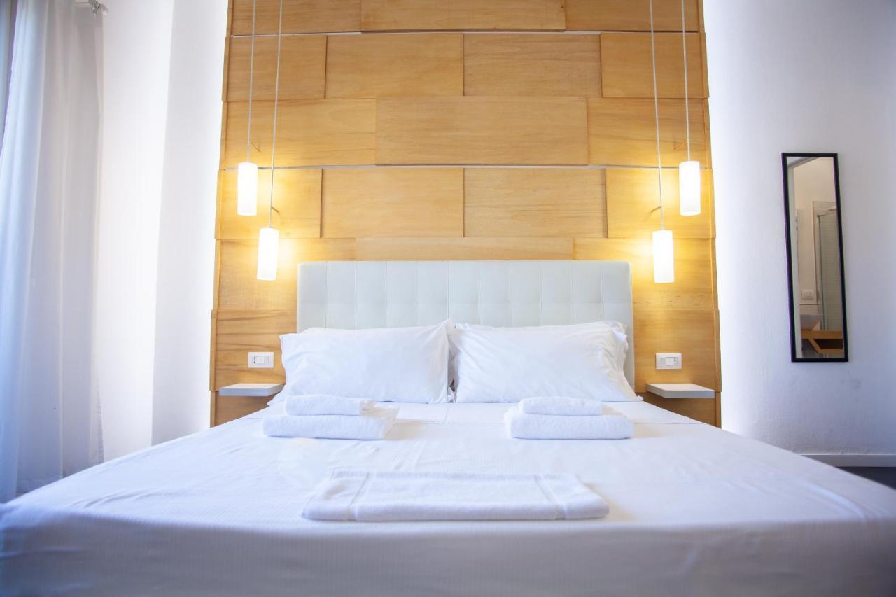 Cristoforo Porta Ticinese Aparthotel 4Pax Wifi มิลาน ภายนอก รูปภาพ