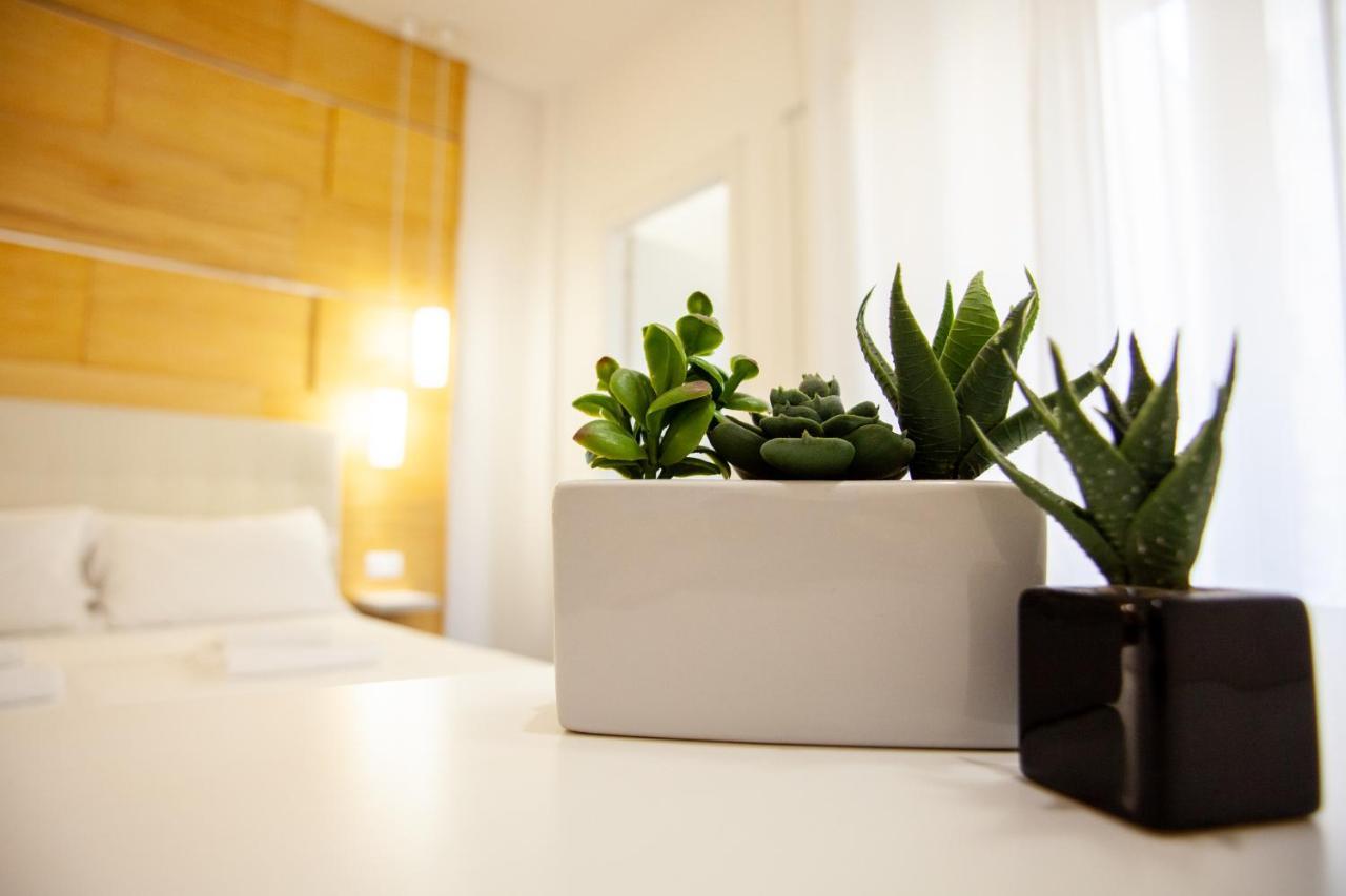 Cristoforo Porta Ticinese Aparthotel 4Pax Wifi มิลาน ภายนอก รูปภาพ